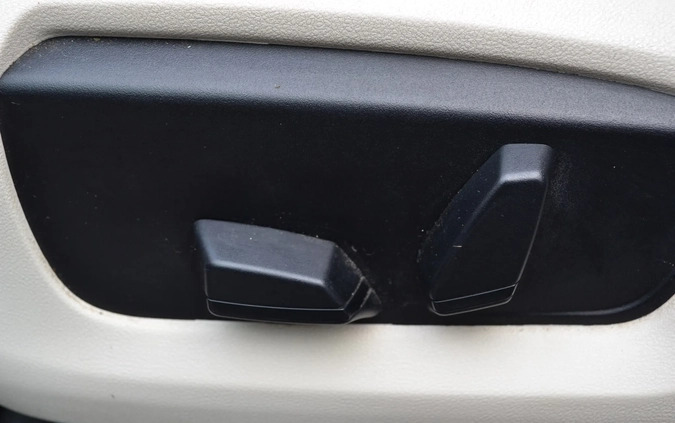 BMW X5 cena 139000 przebieg: 169472, rok produkcji 2018 z Miłosław małe 466